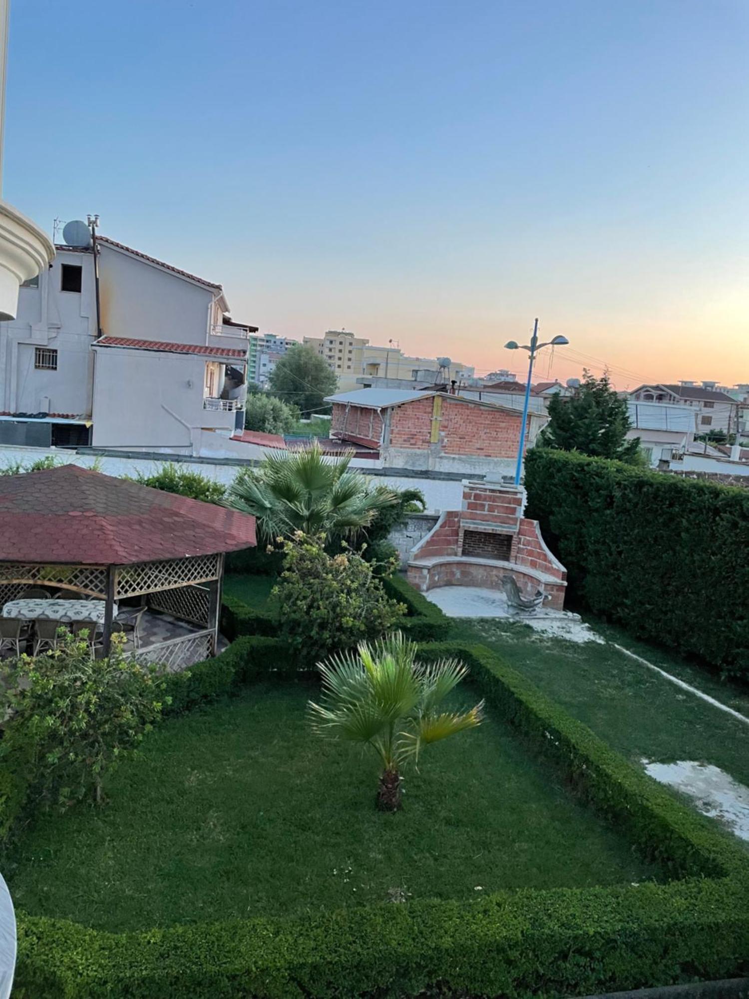 Vila Briart Apartment Драч Екстериор снимка