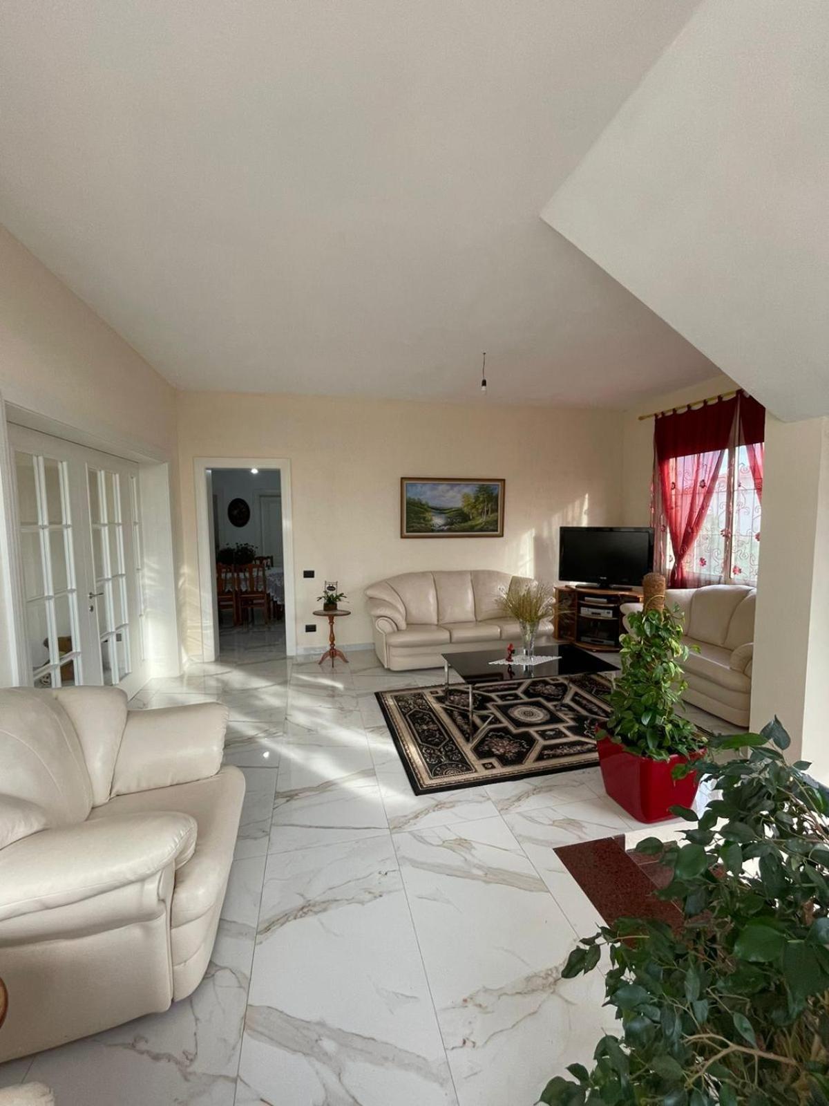 Vila Briart Apartment Драч Екстериор снимка